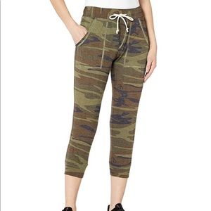 Alternative Apparel Women’s Cropped Camo Jogger
